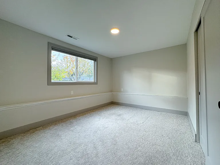 5657 23rd Ave SW — Photo 20