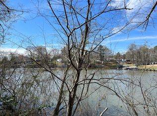 23 Starboard Dr, Bracey, VA 23919