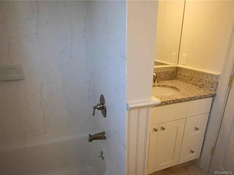 Bathroom - second vanity unit