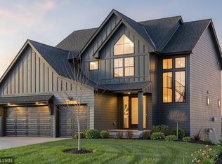 5042 Airlake Draw, Woodbury, MN 55129