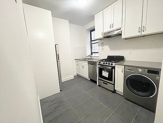 2nd image of 342 E 65th St #3FF