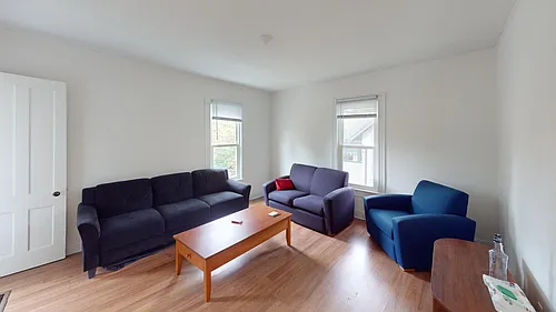 33 Schubert St #2 Photo 1