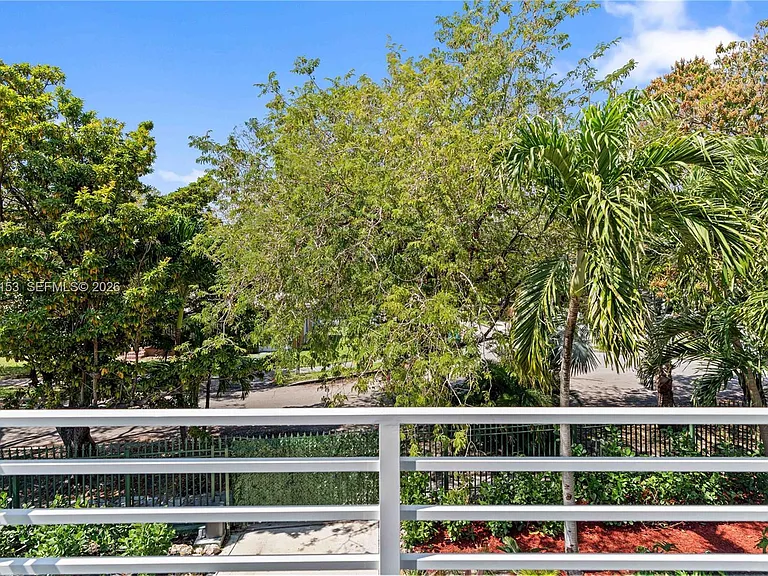 1347 SW 14th Ave — Photo 41