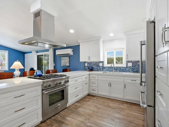 6493 Friendly Pl, Carlsbad, CA 92011