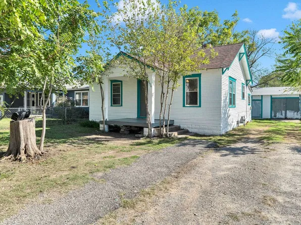 1756 S Martinson St, Wichita, KS 67213