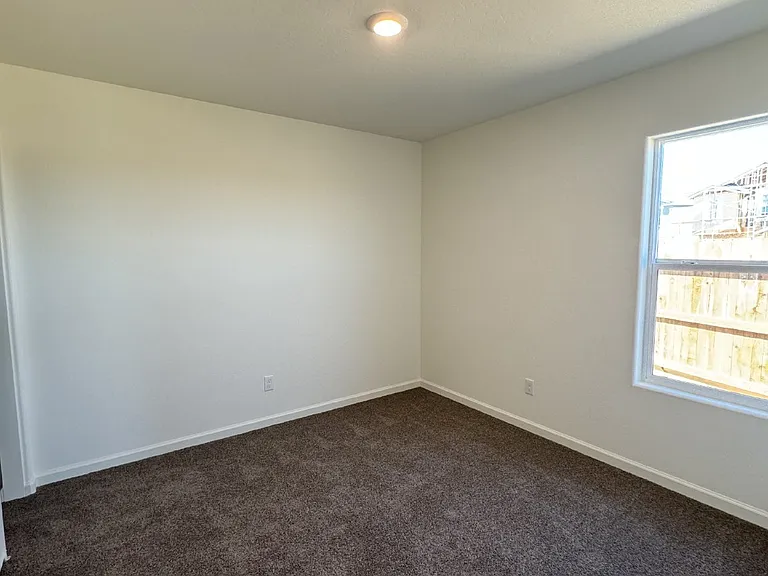 4549 Michelle Dr — Photo 28