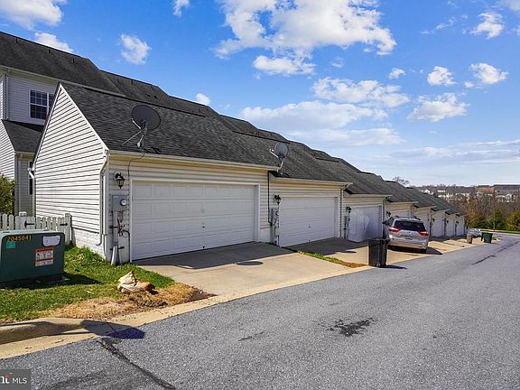 5th image of 23139 Arora Hills Dr