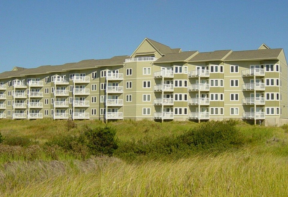1st image of 501 Shoreview Dr S APT 103