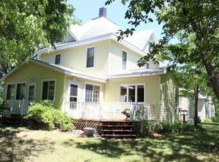 9241 100th Ave SE, Clear Lake, MN 55319
