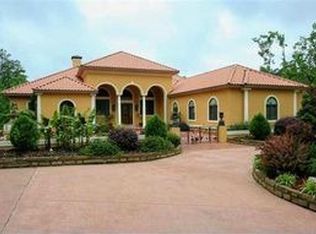 2 Agua Vista Ln, Hot Springs Village, AR 71909