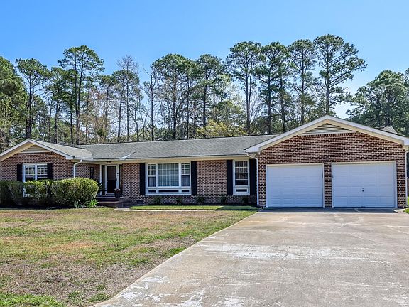 4th image of 27 Plantation Rd.