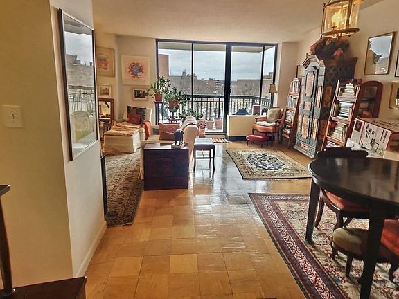 3rd image of 50 Longwood Ave APT 711