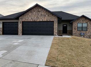 656 W Castor Loop, Nixa, MO 65714