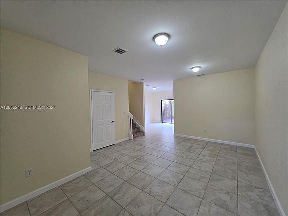 3rd image of 175 SE 34th Ave