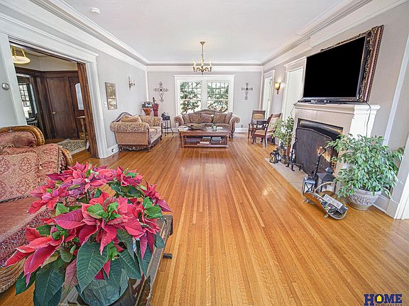 2nd image of 2145 B St