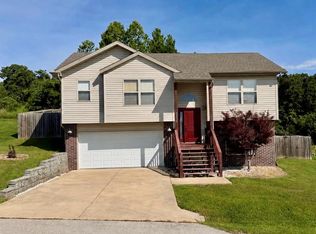 20239 Havana Ln, Saint Robert, MO 65584