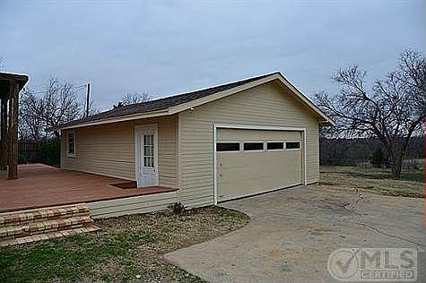 2nd image of 830 Cantrell St