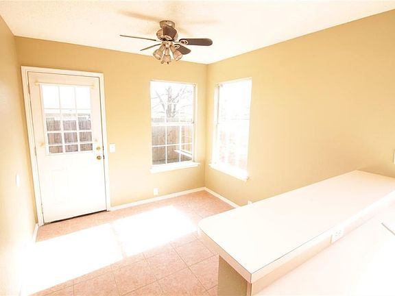 5th image of 8557 Charleston Ave