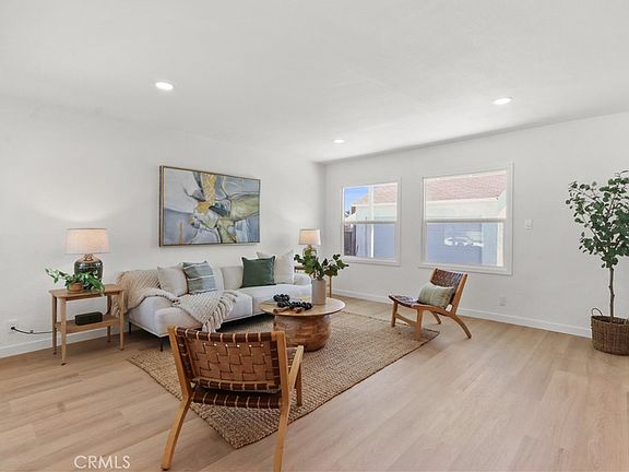 3rd image of 13534 Behrens Ave