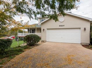 84600 M 40, Lawton, MI 49065