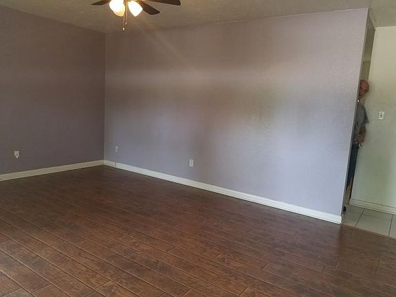 2nd image of 3027 Norman Pl