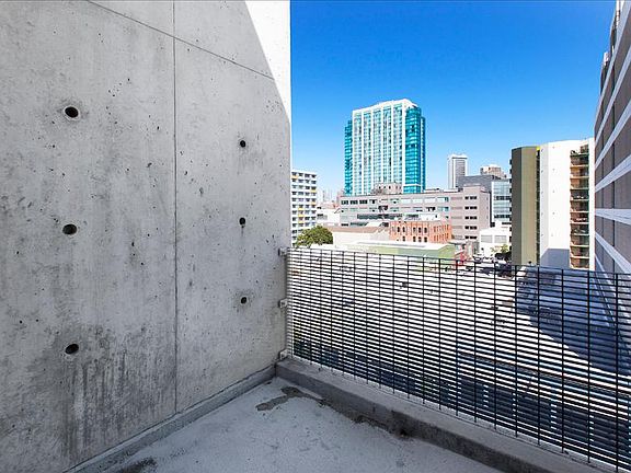 2nd image of 855 Folsom St APT 938