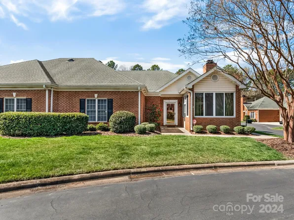 8437 Olde Troon Dr, Charlotte, NC 28277