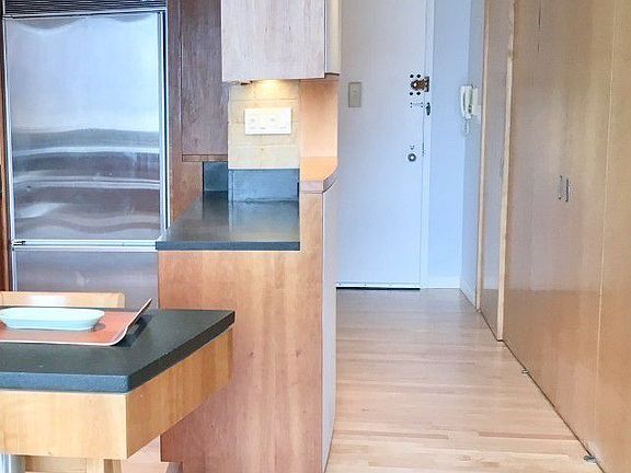 4th image of 250 S End Ave APT 11B