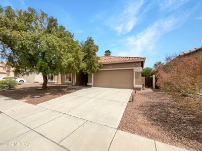 7990 N Wildomar Dr, Tucson, AZ, 85743