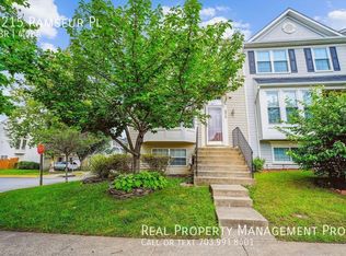 8215 Ramseur Pl, Manassas, VA 20109