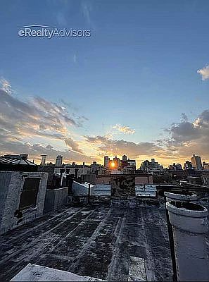 5th image of 344 E 9th St #2F