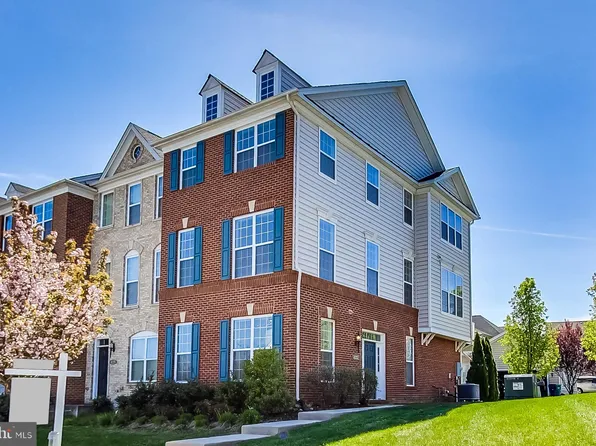 43213 Whelplehill Ter, Ashburn, VA 20148