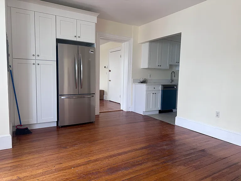 92 White St #3 — Photo 2