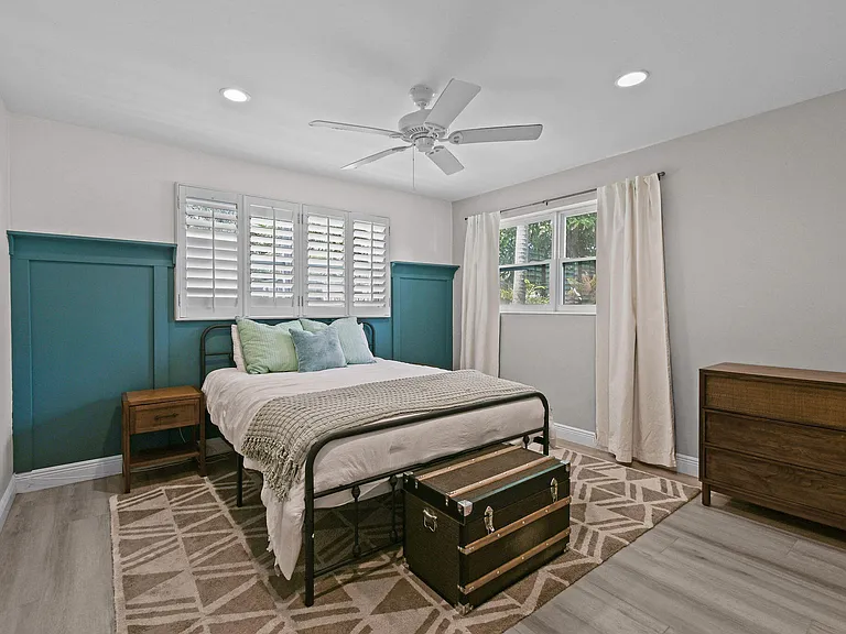 8110 W Lake Dr — Photo 20