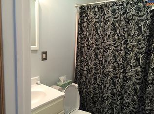 1311 Woodbury Dr, Utica, NY 13502
