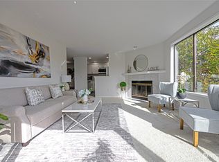 1100 E Harrison St APT 101, Seattle, WA 98102