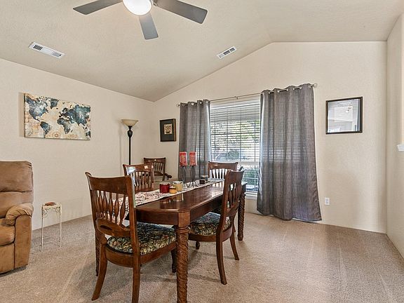 4th image of 2758 Brookdale Dr