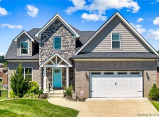 7901 Hillside Drive, Sellersburg, IN 47172