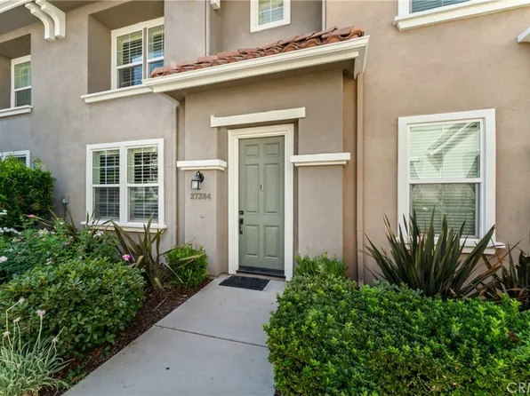 27284 Riverview Ln, Valencia, CA 91354