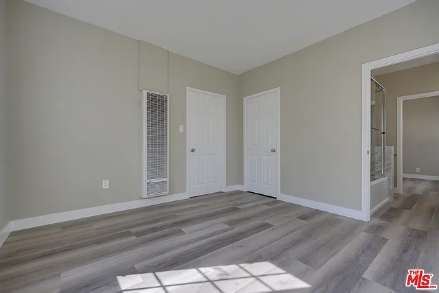 1127 N Formosa Ave — Photo 15