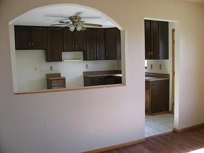 5th image of 2534 Curren Dr