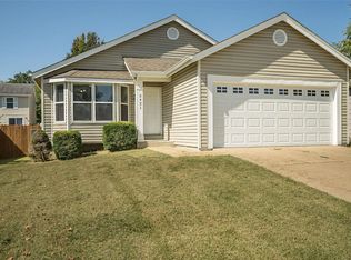 2421 Sansonnet Ln, O'Fallon, MO 63368