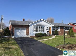 1118 7th St, Whitehall, PA 18052