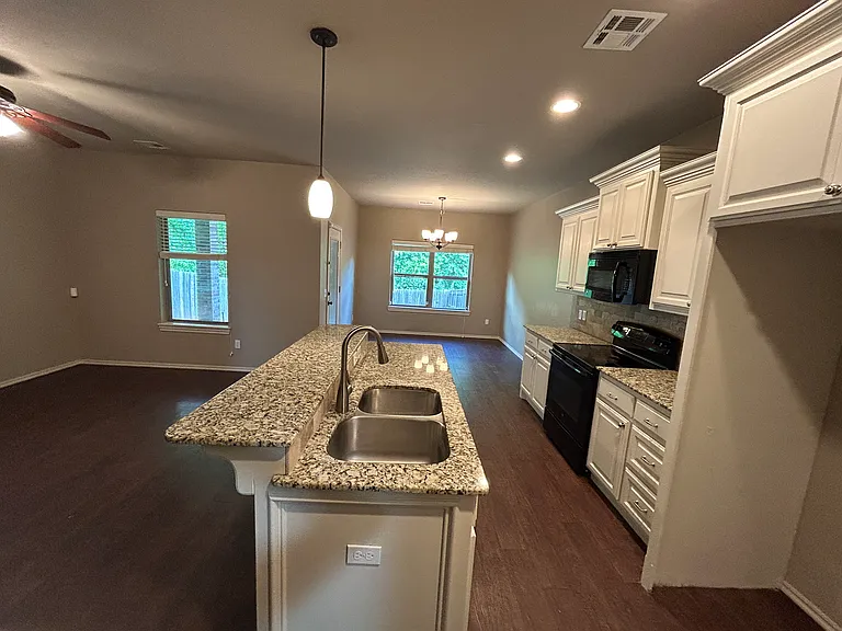 12011 Jadesdale Cir — Photo 15