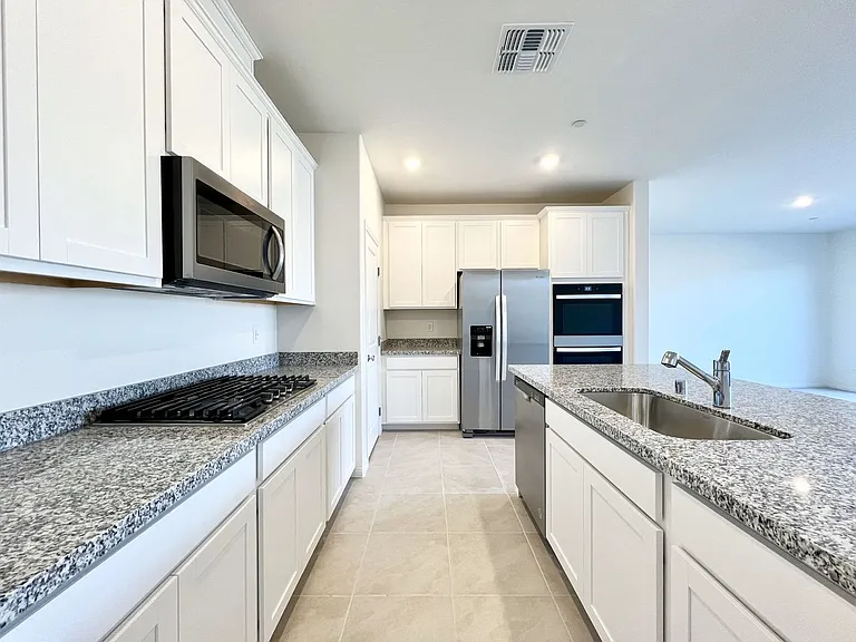 1606 Rock Kestrel St — Photo 2