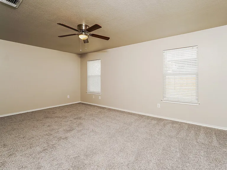 3415 Calico Cor — Photo 9