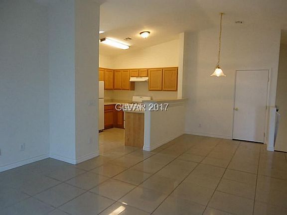 5th image of 6530 Ozzie Harriet Ave Unit 101