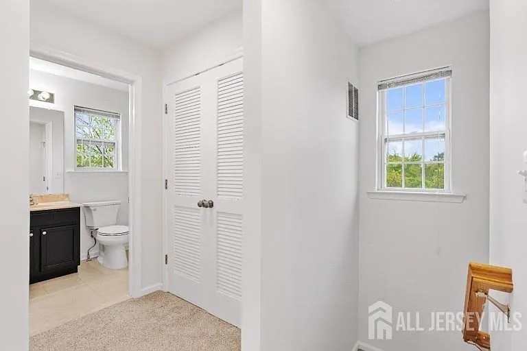 8 Alfred Ave — Photo 16