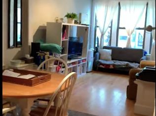 1246 W Nelson St #1A, Chicago, IL 60657