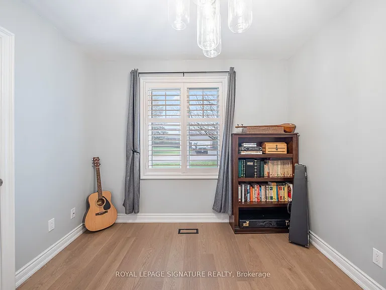 345 Flagstone Ter — Photo 20